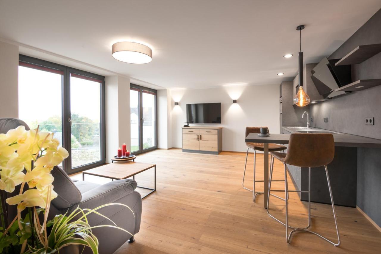 Chalet-Ferienwohnung Schlossblick, 51 Qm, Wellness/Fitness/Sauna - Bergroedelhof Feilitzsch エクステリア 写真