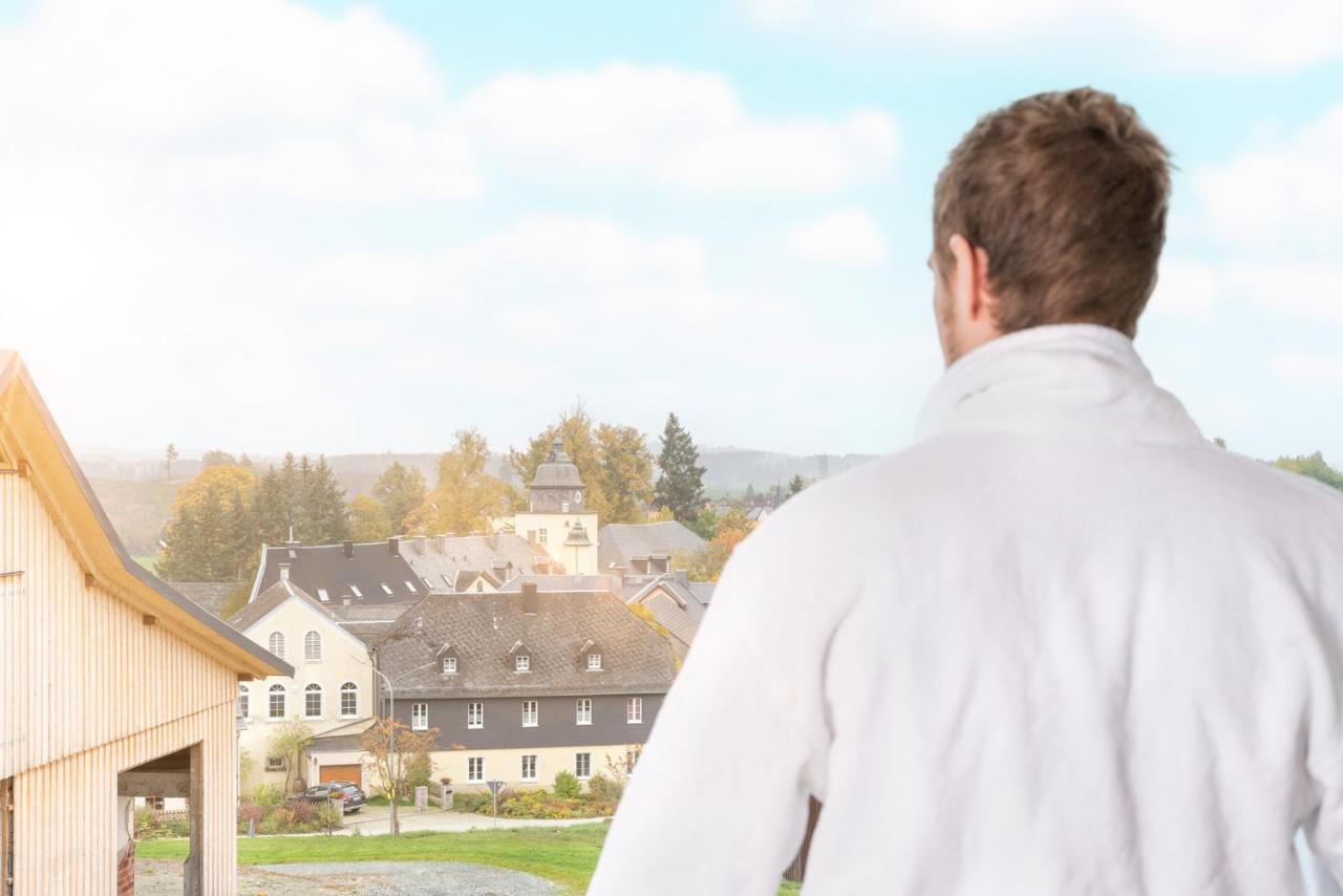 Chalet-Ferienwohnung Schlossblick, 51 Qm, Wellness/Fitness/Sauna - Bergroedelhof Feilitzsch エクステリア 写真