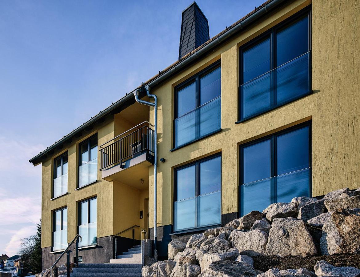 Chalet-Ferienwohnung Schlossblick, 51 Qm, Wellness/Fitness/Sauna - Bergroedelhof Feilitzsch エクステリア 写真